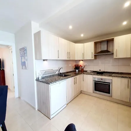 Apartment Marina Tower